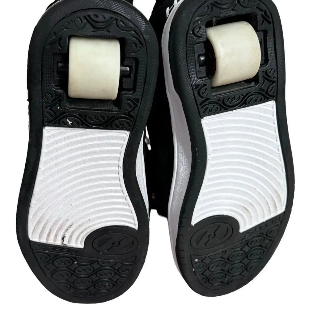 Heelys Kids Black & White Lace Up Skate Shoes Sneakers. Kids 1.